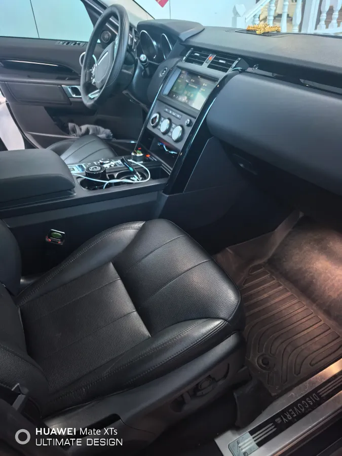 2019 Land Rover Discovery 3.0T 340HP V6 8AT,autocango,china used car exporter,china ev exporter,chinese used car exporter,chinese used ev exporter