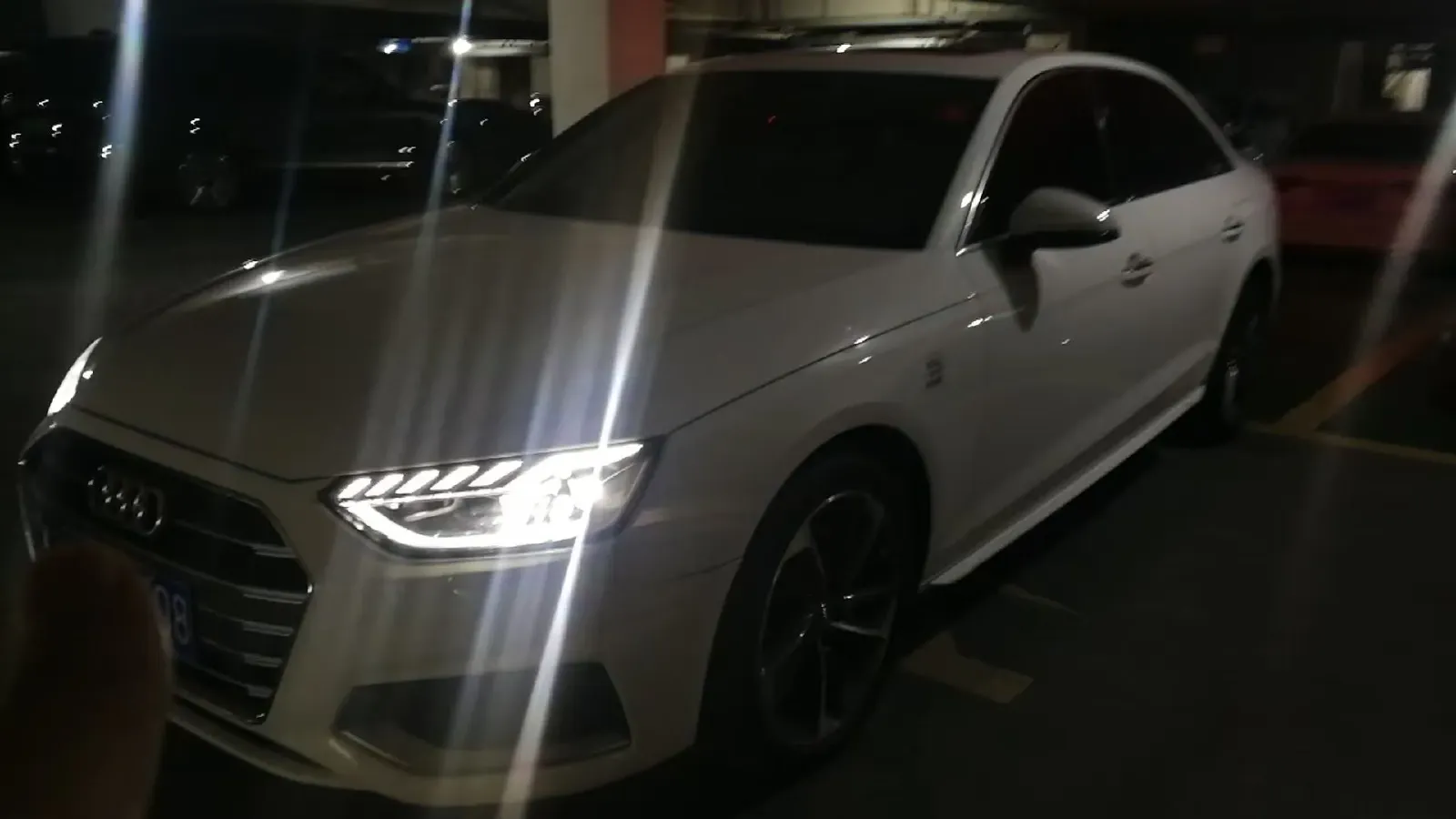 2020 Audi A4L 2.0T 190HP L4 7DCT,autocango,china used car exporter,china ev exporter,chinese used car exporter,chinese used ev exporter