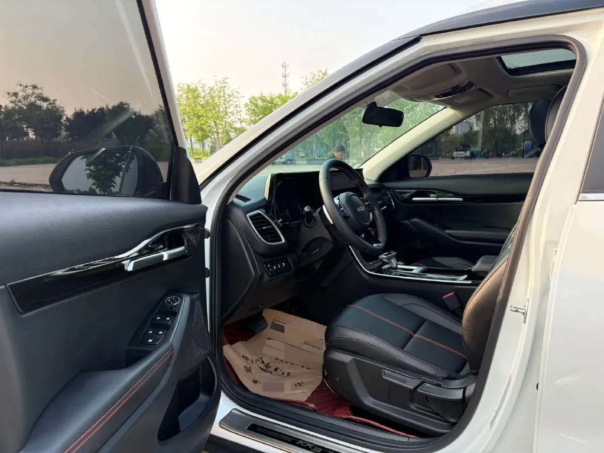 2021 Kia KX3 1.5L 115HP L4 CVT,autocango,china used car exporter,china ev exporter,chinese used car exporter,chinese used ev exporter