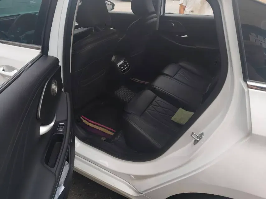 2022 Chery Arrizo 8 1.6T 197HP L4 7DCT,autocango,china used car exporter,china ev exporter,chinese used car exporter,chinese used ev exporter