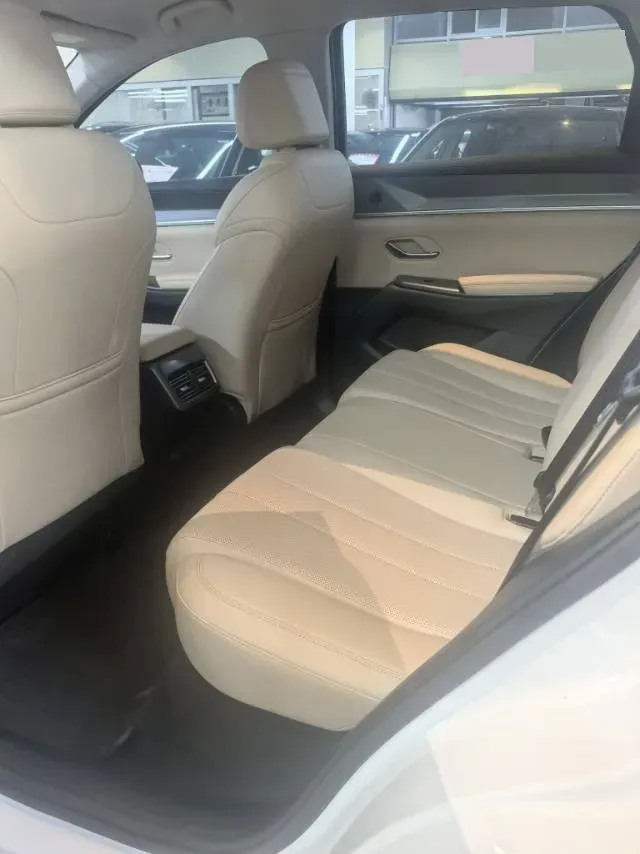 2025 BYD Song Pro 1.5L 101HP L4 E-CVT PHEV 12.9KWH,autocango,china used car exporter,china ev exporter,chinese used car exporter,chinese used ev exporter