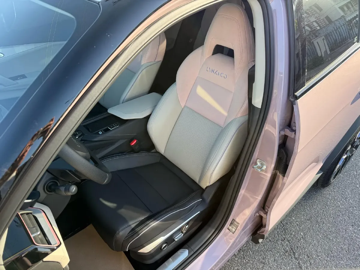 2022 LYNK&CO 02 1.5T 180HP L3 7DCT,autocango,china used car exporter,china ev exporter,chinese used car exporter,chinese used ev exporter