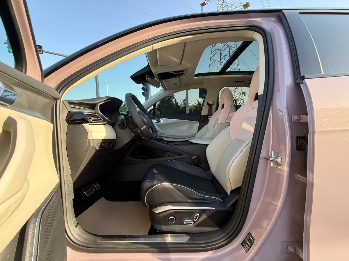 2022 LYNK&CO 02 1.5T 180HP L3 7DCT,autocango,china used car exporter,china ev exporter,chinese used car exporter,chinese used ev exporter