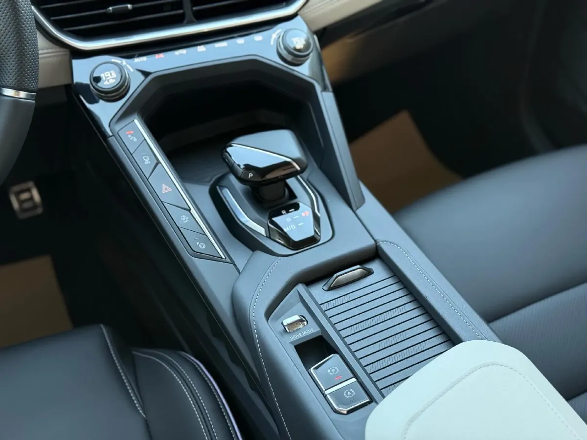 2022 LYNK&CO 02 1.5T 180HP L3 7DCT,autocango,china used car exporter,china ev exporter,chinese used car exporter,chinese used ev exporter