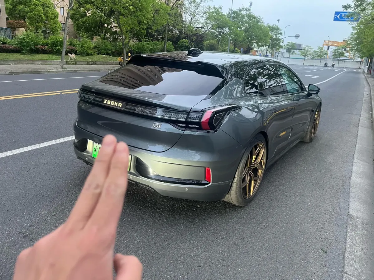 2023 Zeekr 001 BEV 100KWH,autocango,china used car exporter,china ev exporter,chinese used car exporter,chinese used ev exporter