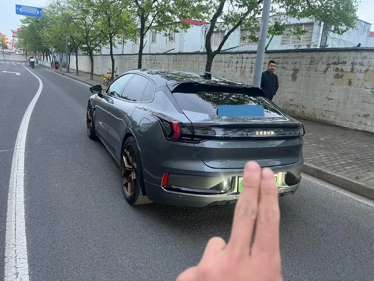 2023 Zeekr 001 BEV 100KWH,autocango,china used car exporter,china ev exporter,chinese used car exporter,chinese used ev exporter