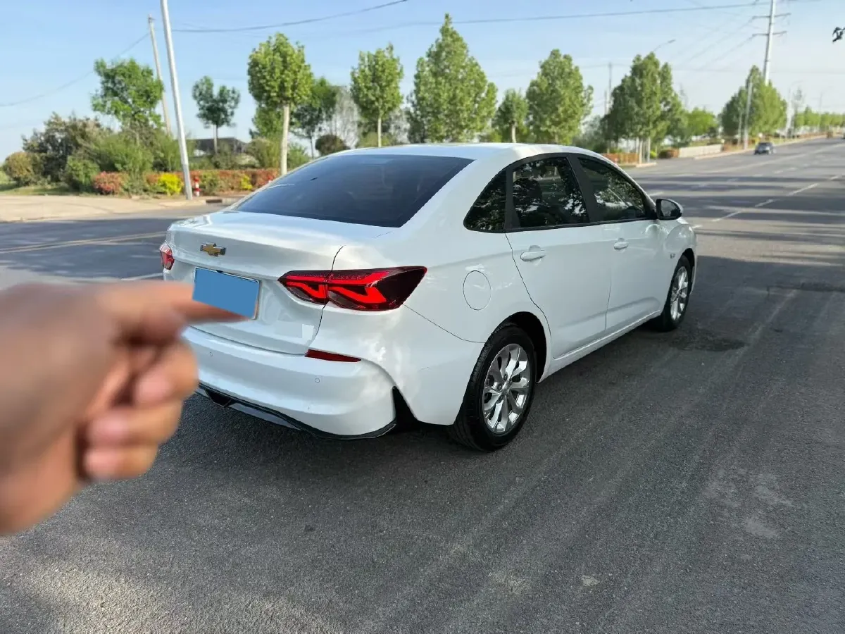 2023 Chevrolet Monza 1.5L 113HP L4 6DCT,autocango,china used car exporter,china ev exporter,chinese used car exporter,chinese used ev exporter