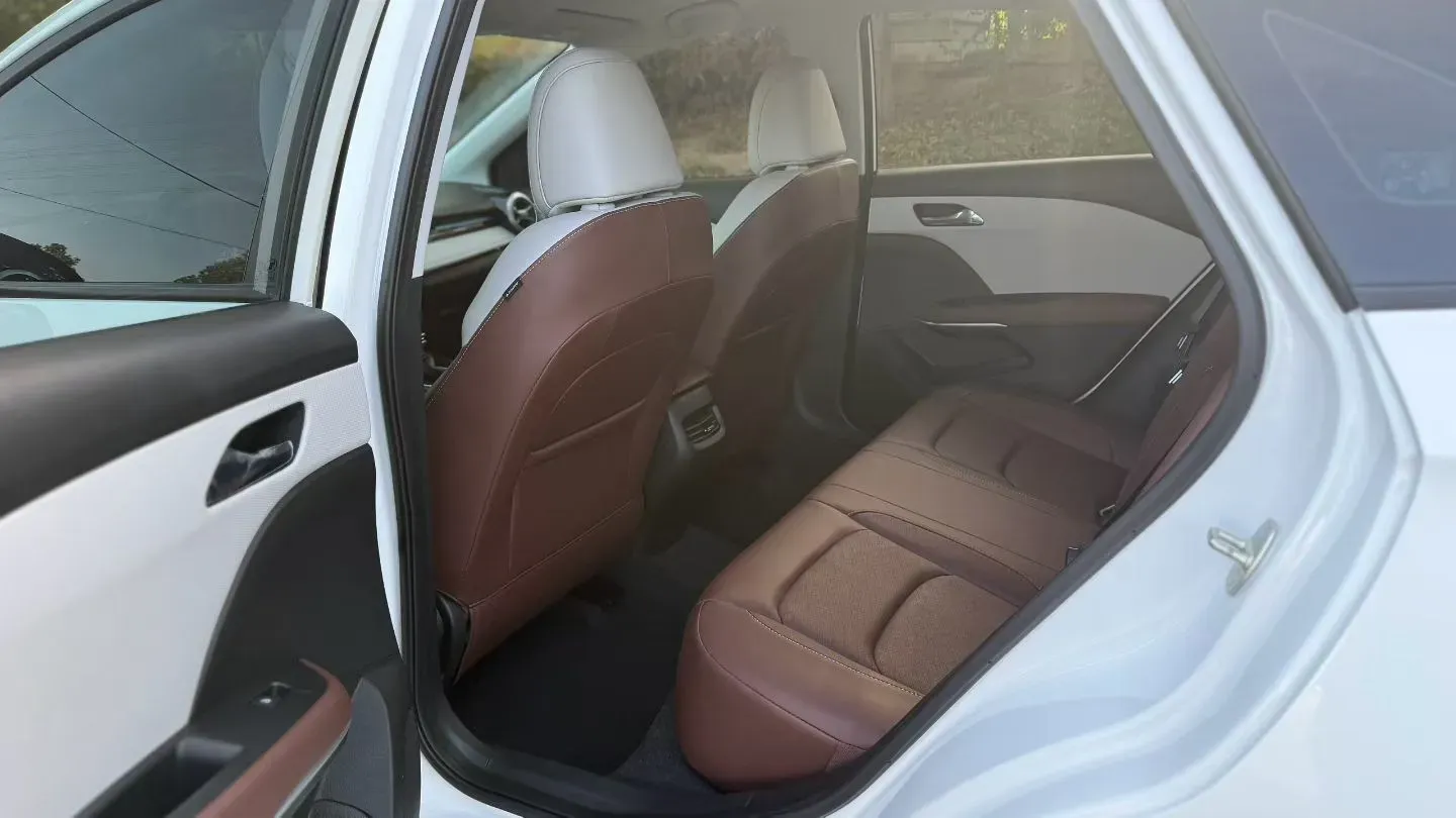 2023 Chevrolet Monza 1.5L 113HP L4 6DCT,autocango,china used car exporter,china ev exporter,chinese used car exporter,chinese used ev exporter