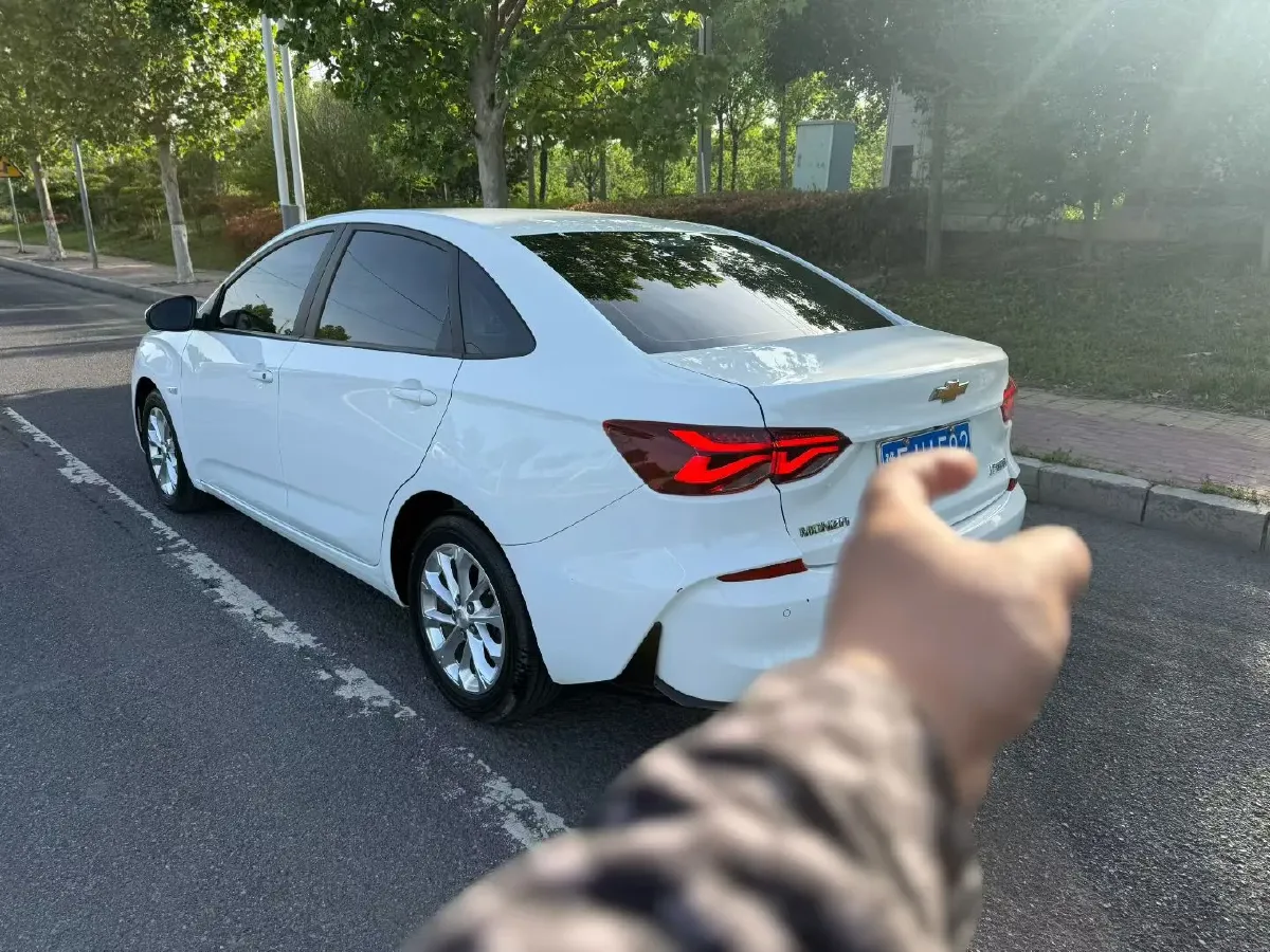 2023 Chevrolet Monza 1.5L 113HP L4 6DCT,autocango,china used car exporter,china ev exporter,chinese used car exporter,chinese used ev exporter