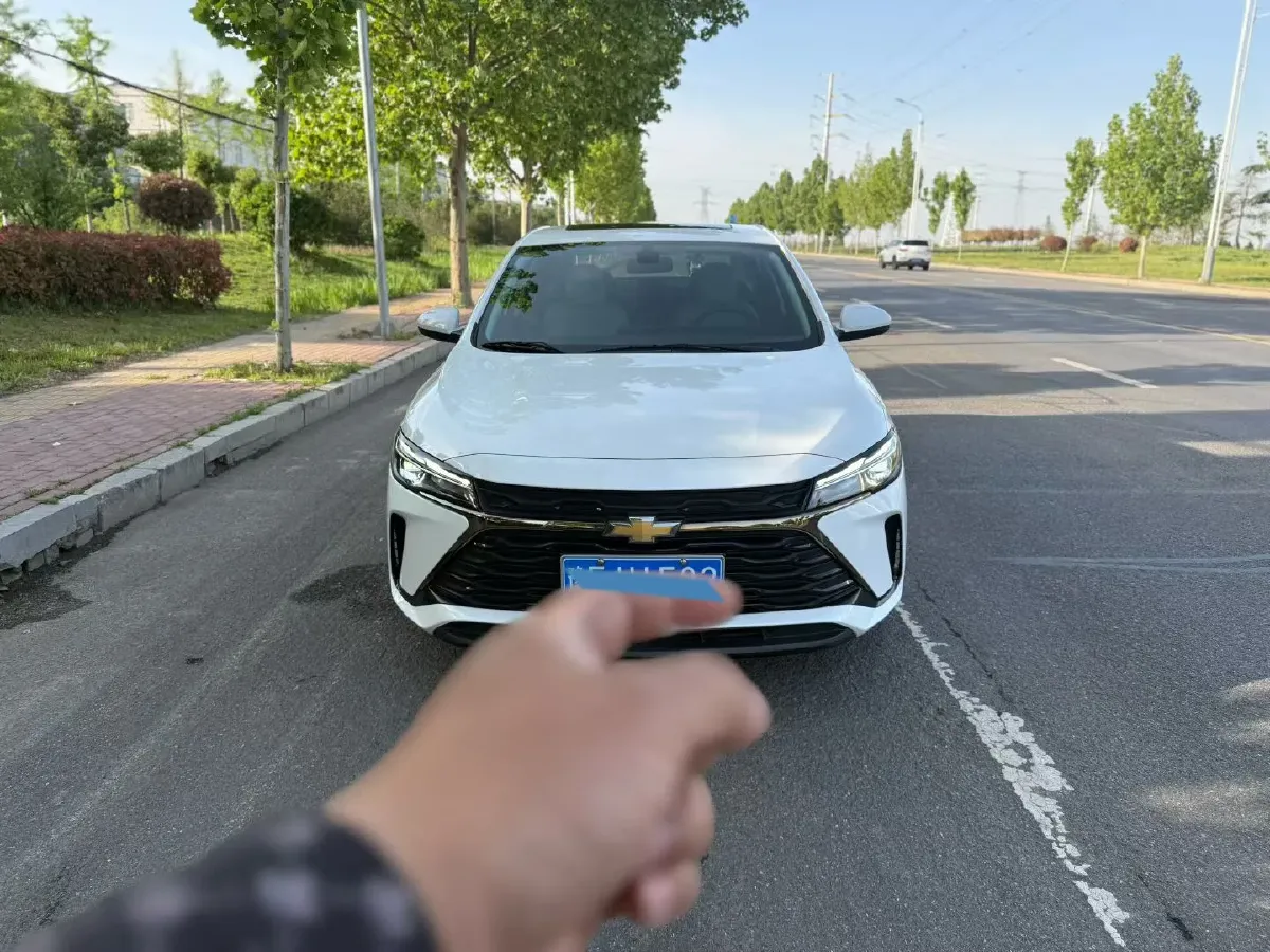 2023 Chevrolet Monza 1.5L 113HP L4 6DCT,autocango,china used car exporter,china ev exporter,chinese used car exporter,chinese used ev exporter