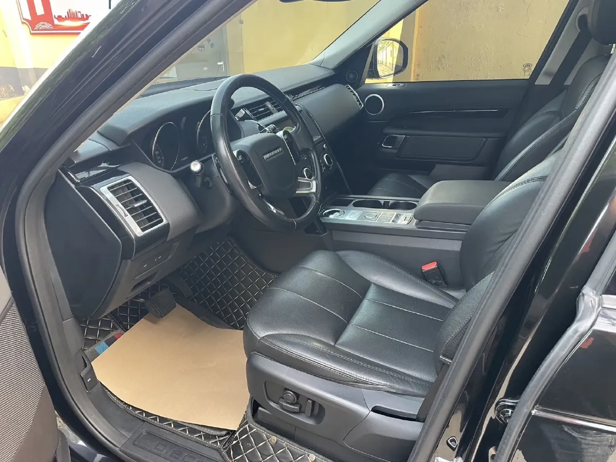 2019 Land Rover Discovery 3.0T 340HP V6 8AT,autocango,china used car exporter,china ev exporter,chinese used car exporter,chinese used ev exporter