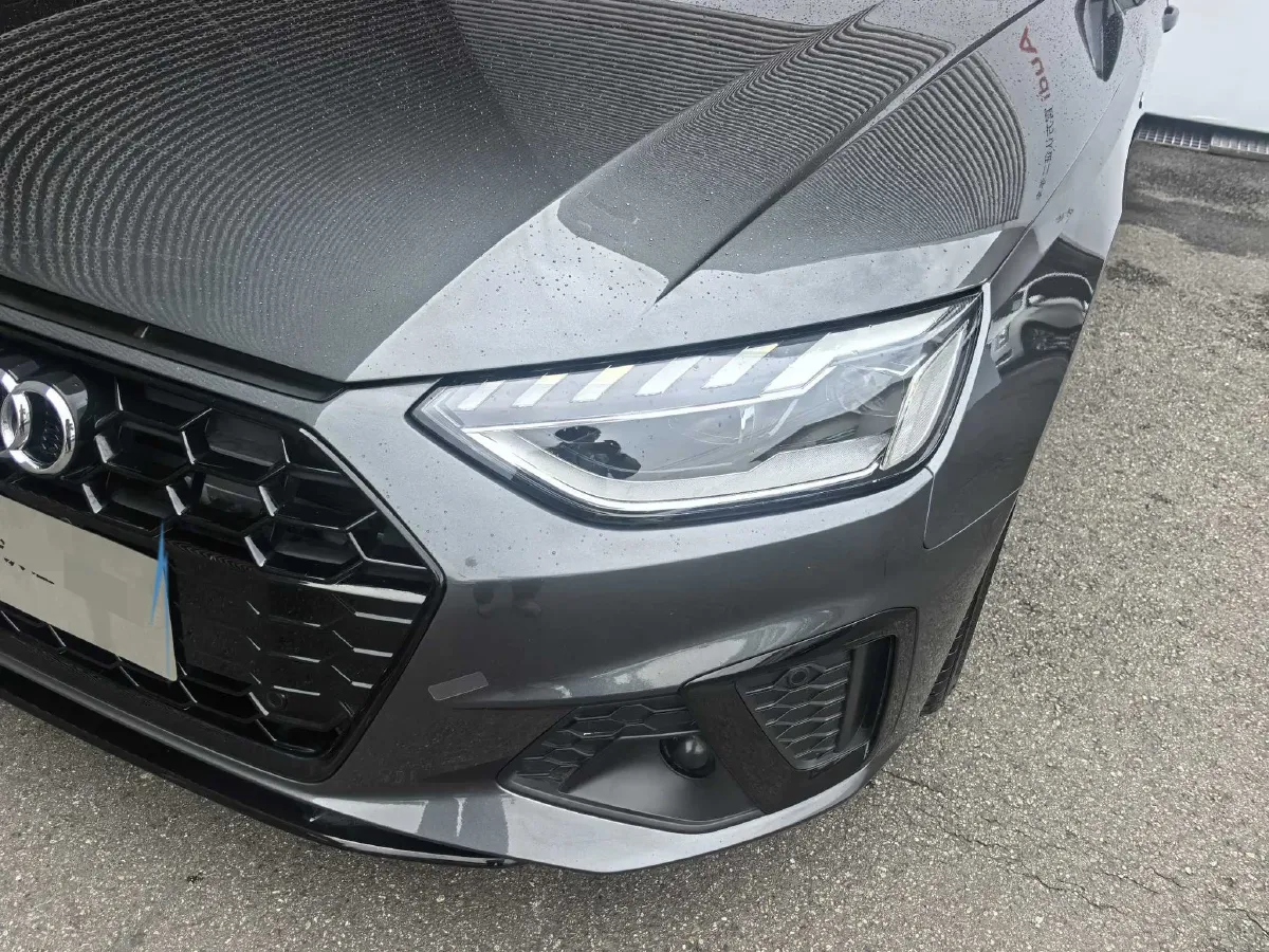 2023 Audi A4L 2.0T 190HP L4 7DCT,autocango,china used car exporter,china ev exporter,chinese used car exporter,chinese used ev exporter