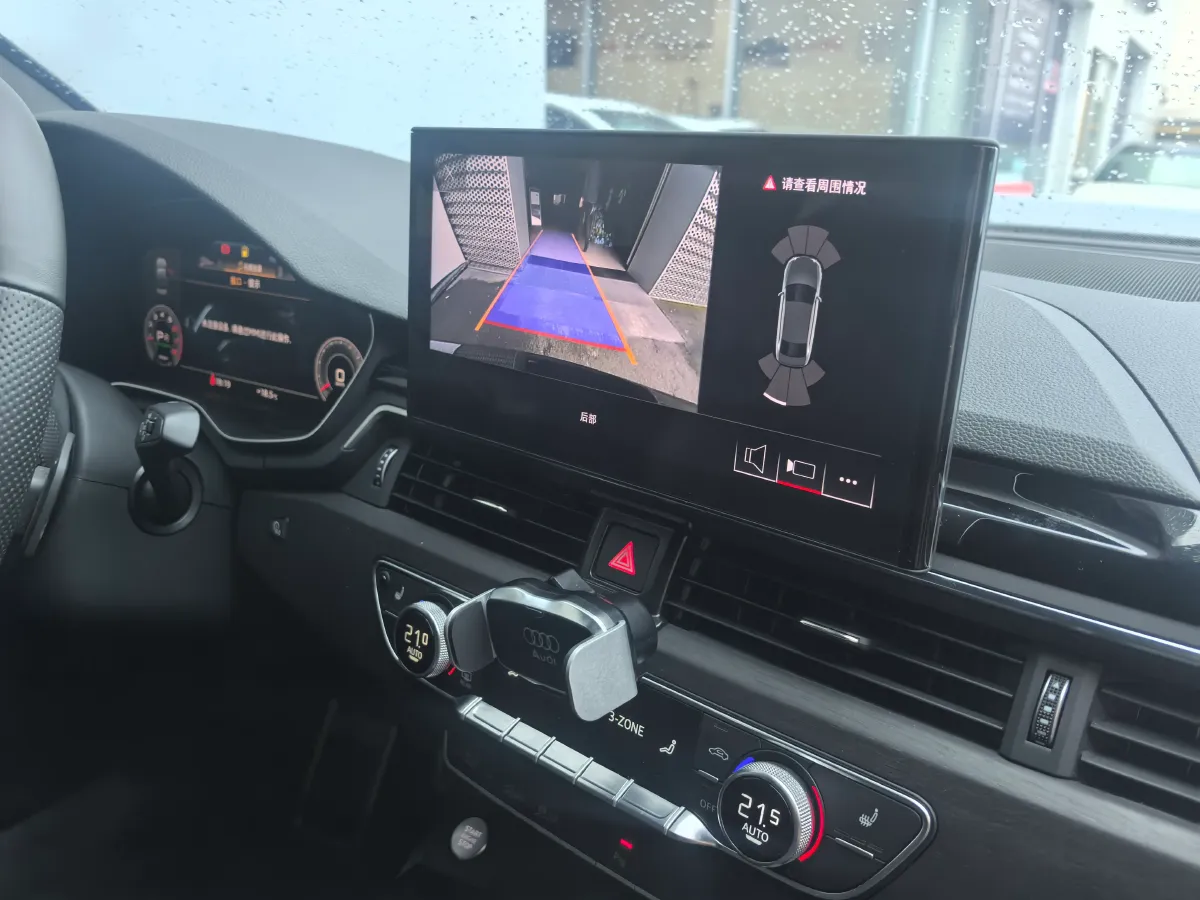 2023 Audi A4L 2.0T 190HP L4 7DCT,autocango,china used car exporter,china ev exporter,chinese used car exporter,chinese used ev exporter