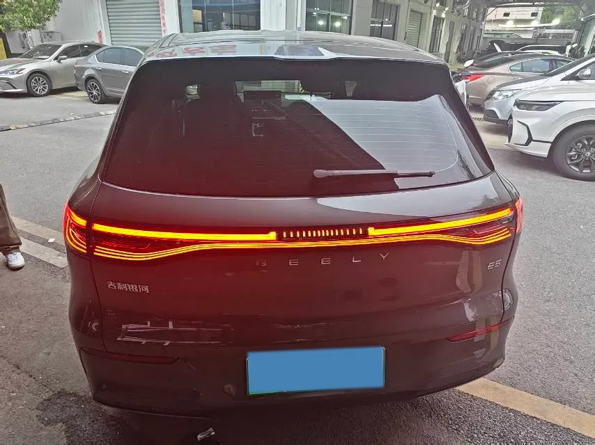 2024 YuanChen Super Van BEV 51KWH,autocango,china used car exporter,china ev exporter,chinese used car exporter,chinese used ev exporter