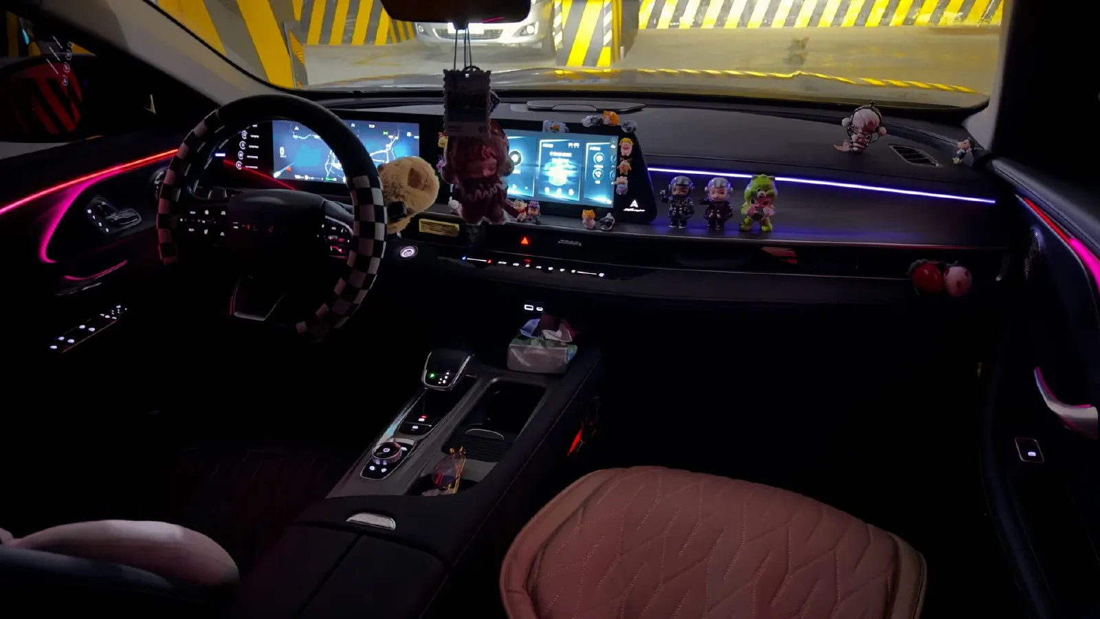 2022 Chery Arrizo 8 1.6T 197HP L4 7DCT,autocango,china used car exporter,china ev exporter,chinese used car exporter,chinese used ev exporter