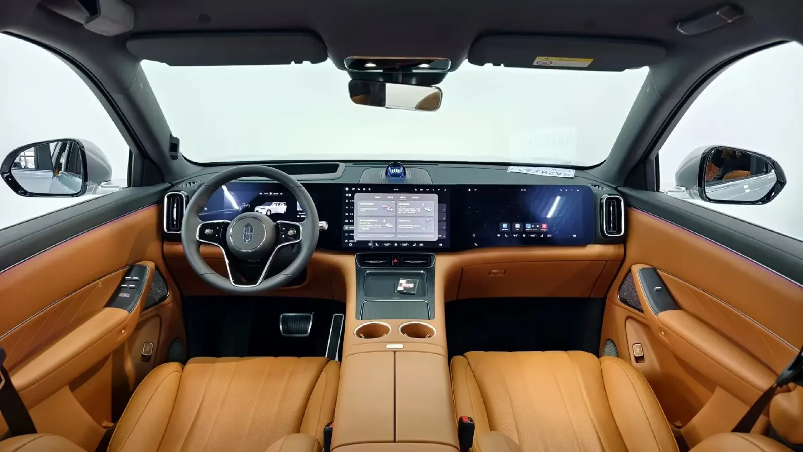 2025 AITO AITO M8 REEV 160HP REEV 53.4KWH,autocango,china used car exporter,china ev exporter,chinese used car exporter,chinese used ev exporter