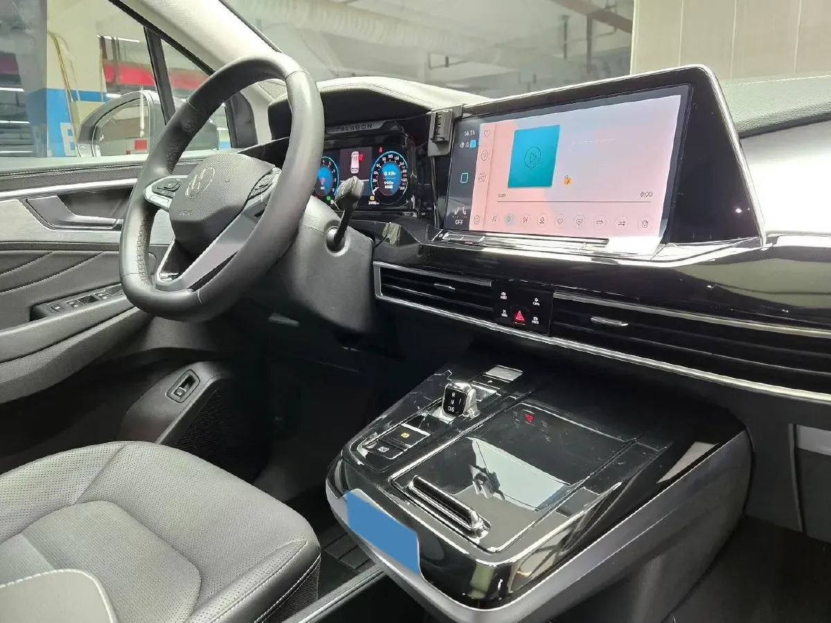 2024 Volkswagen Talagon 2.0T 220HP L4 7DCT,autocango,china used car exporter,china ev exporter,chinese used car exporter,chinese used ev exporter