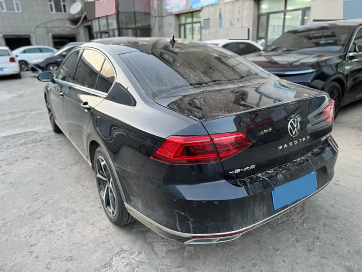2020 Volkswagen Magotan 2.0T 220HP L4 7DCT,autocango,china used car exporter,china ev exporter,chinese used car exporter,chinese used ev exporter