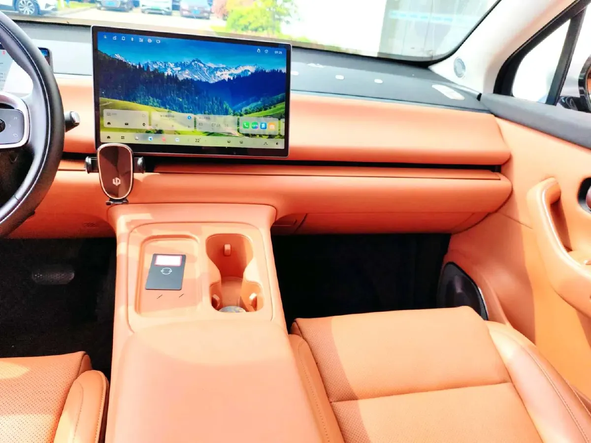 2024 Leapmotor C16 BEV 67.7KWH,autocango,china used car exporter,china ev exporter,chinese used car exporter,chinese used ev exporter