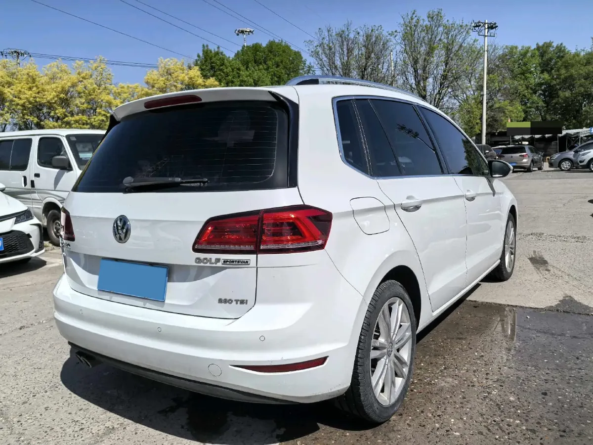 2016 Volkswagen Golf Sportsvan 1.4T 150HP L4 7DCT,autocango,china used car exporter,china ev exporter,chinese used car exporter,chinese used ev exporter