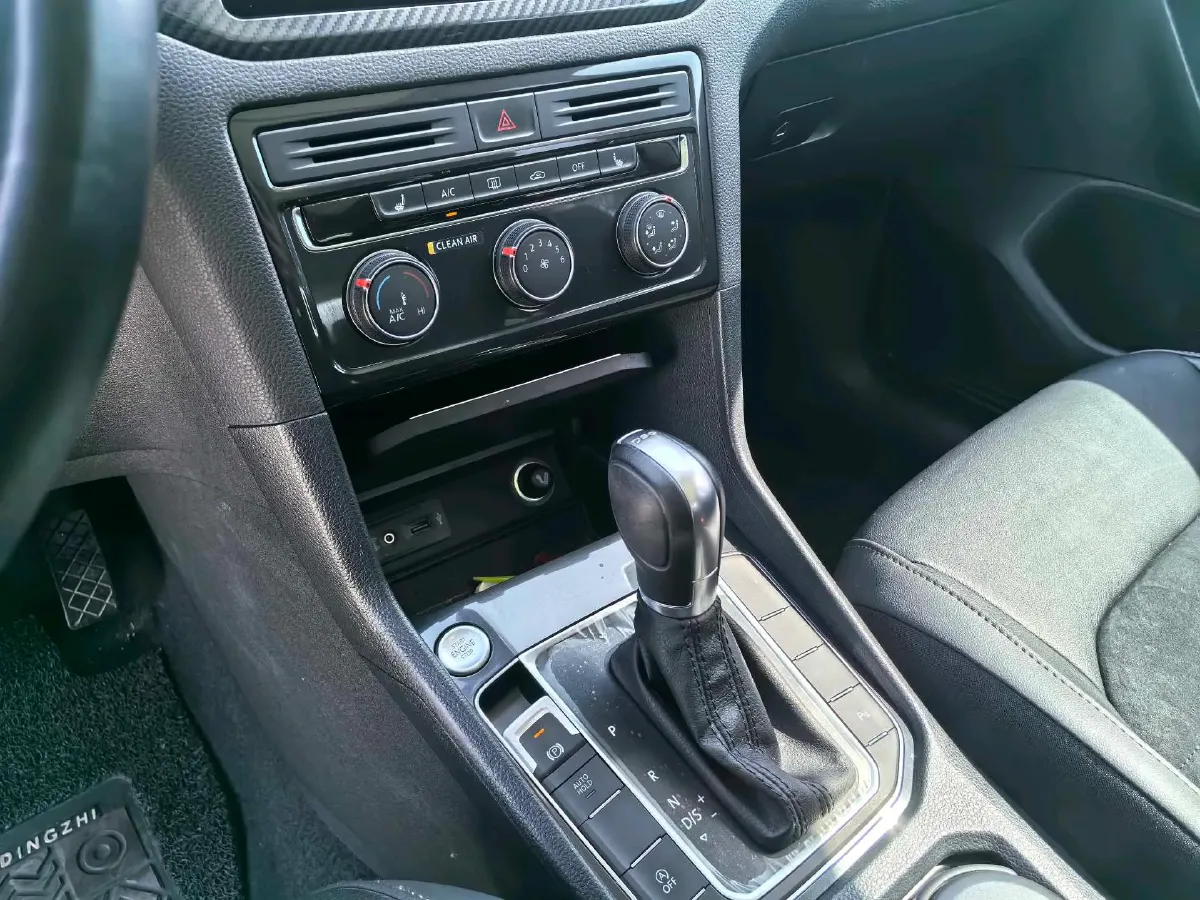 2016 Volkswagen Golf Sportsvan 1.4T 150HP L4 7DCT,autocango,china used car exporter,china ev exporter,chinese used car exporter,chinese used ev exporter