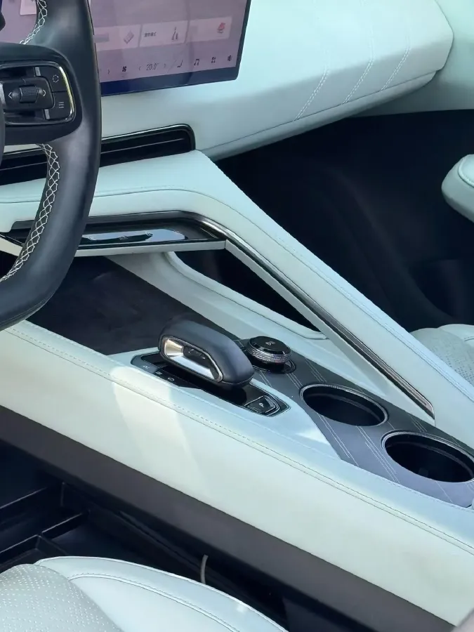 2024 Zeekr 001 BEV 100KWH,autocango,china used car exporter,china ev exporter,chinese used car exporter,chinese used ev exporter