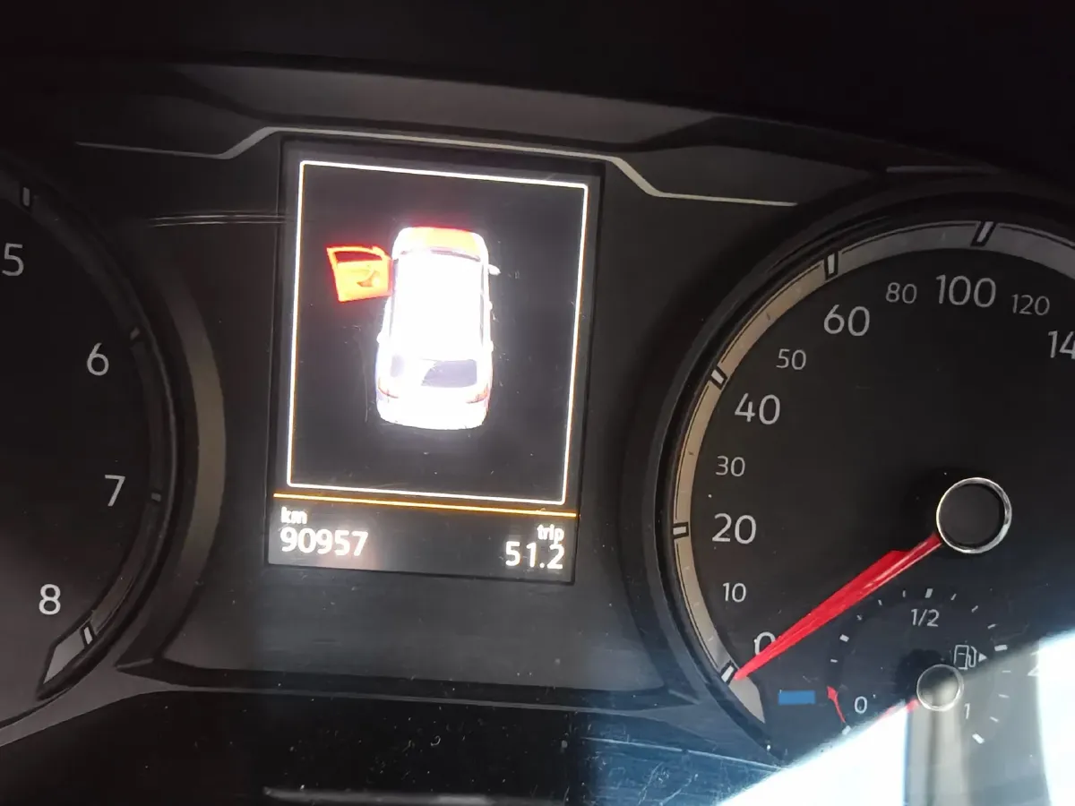 2019 Jeep Cherokee 2.0T 234HP L4 9AT,autocango,china used car exporter,china ev exporter,chinese used car exporter,chinese used ev exporter