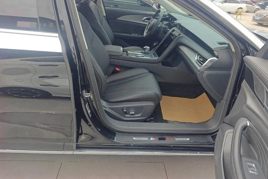 2024 HongQi H5 1.5T 169HP L4 7DCT,autocango,china used car exporter,china ev exporter,chinese used car exporter,chinese used ev exporter