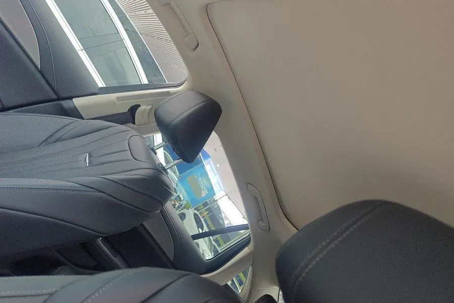 2024 HongQi H5 1.5T 169HP L4 7DCT,autocango,china used car exporter,china ev exporter,chinese used car exporter,chinese used ev exporter