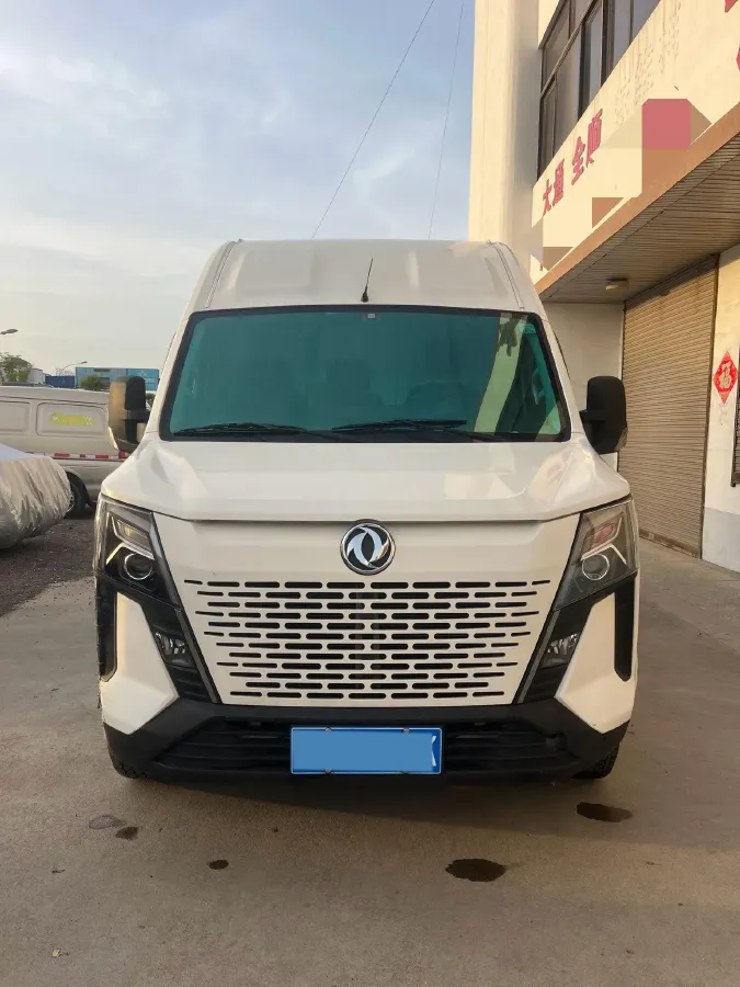 2023 Ford Transit 2.0T 220HP L4 5MT,autocango,china used car exporter,china ev exporter,chinese used car exporter,chinese used ev exporter