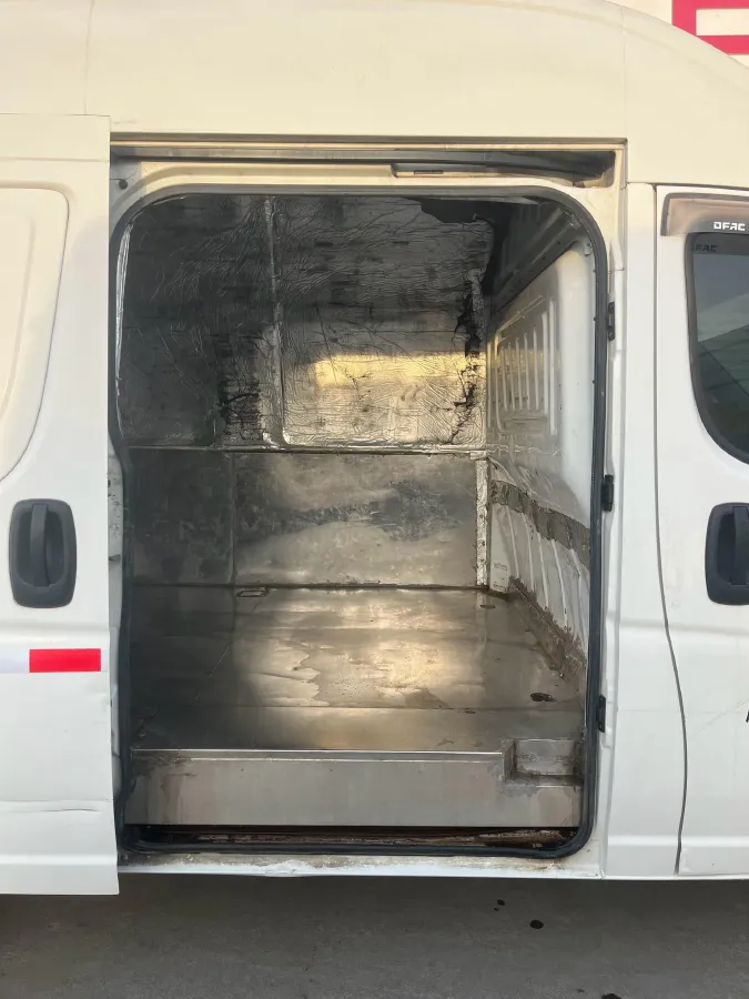 2023 Ford Transit 2.0T 220HP L4 5MT,autocango,china used car exporter,china ev exporter,chinese used car exporter,chinese used ev exporter