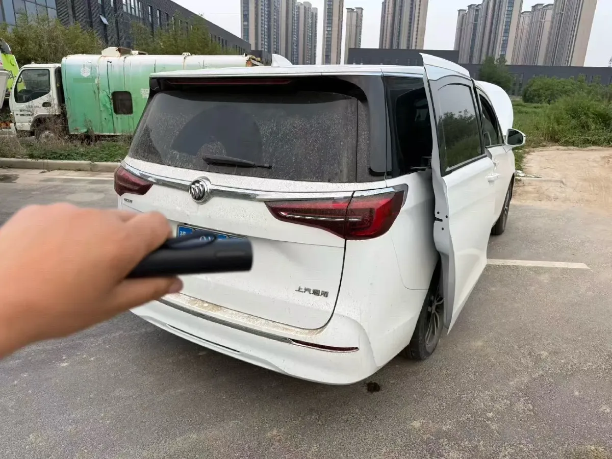 2022 Buick GL8 2.0T 237HP L4 9AT,autocango,china used car exporter,china ev exporter,chinese used car exporter,chinese used ev exporter