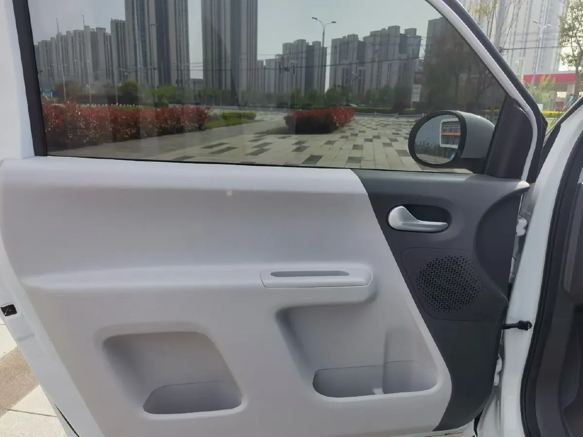 2025 LingBox BOX BEV 19.2KWH,autocango,china used car exporter,china ev exporter,chinese used car exporter,chinese used ev exporter