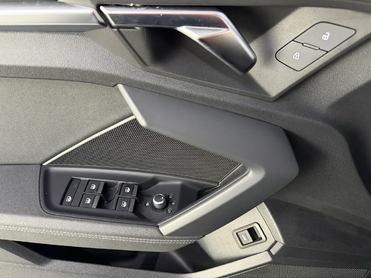 2022 Audi A3 1.4T 150HP L4 7DCT,autocango,china used car exporter,china ev exporter,chinese used car exporter,chinese used ev exporter