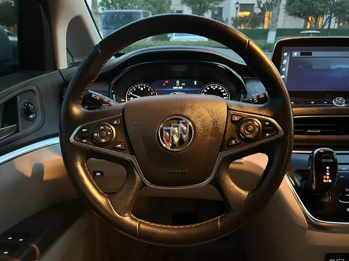 2021 Buick GL8 2.0T 237HP L4 9AT,autocango,china used car exporter,china ev exporter,chinese used car exporter,chinese used ev exporter