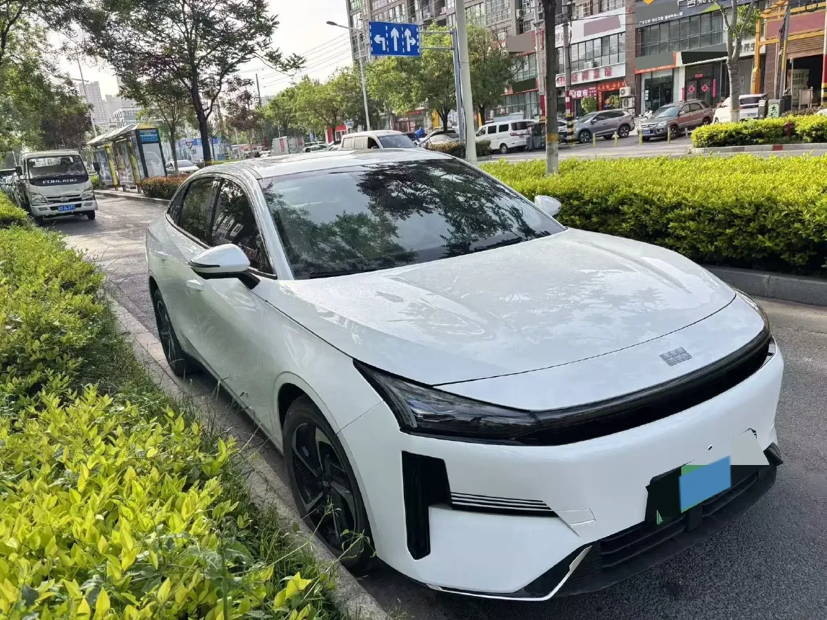 2024 Geely Galaxy L6 1.5T 163HP L4 3DHT PHEV,autocango,china used car exporter,china ev exporter,chinese used car exporter,chinese used ev exporter