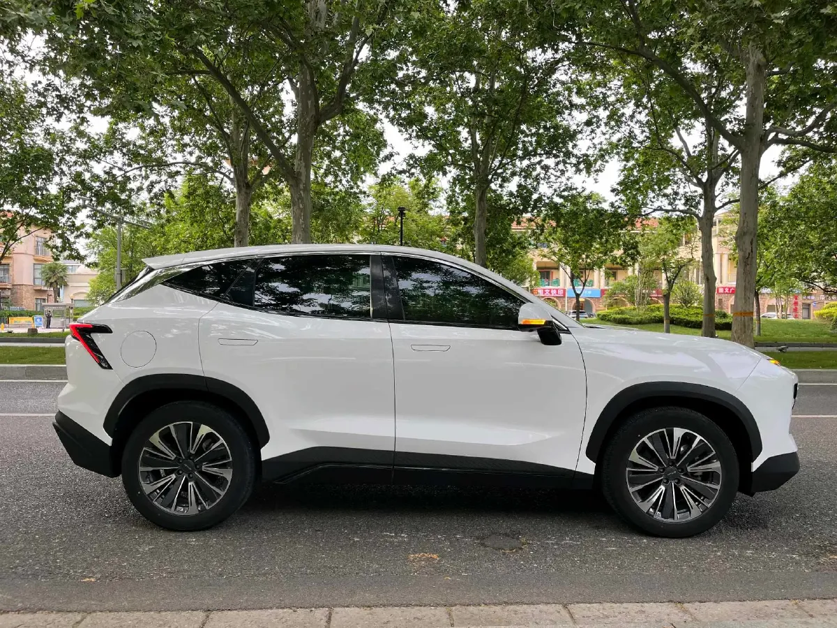 2022 Jetour DASHING 1.6T 197HP L4 7DCT,autocango,china used car exporter,china ev exporter,chinese used car exporter,chinese used ev exporter