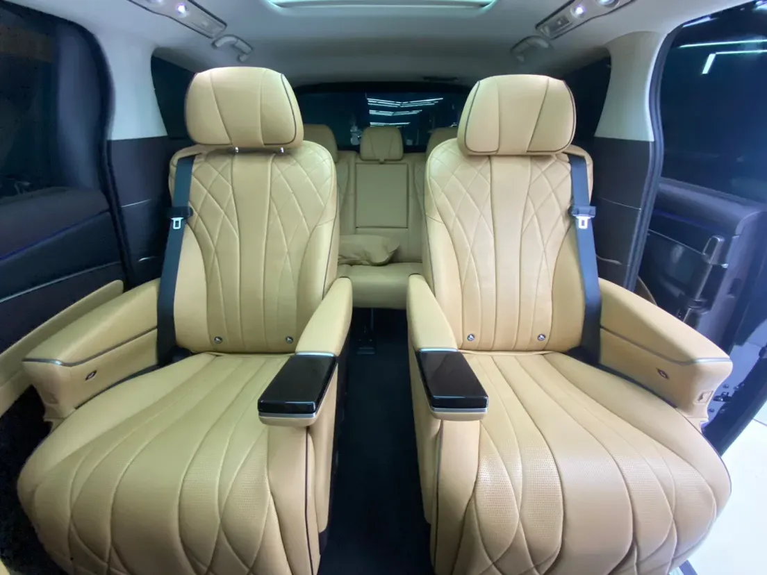 2024 Denza D9 1.5T 139HP L4 E-CVT PHEV 40KWH,autocango,china used car exporter,china ev exporter,chinese used car exporter,chinese used ev exporter