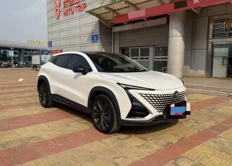 2020 ChangAn UNI-T 1.5T 180HP L4 7DCT,autocango,china used car exporter,china ev exporter,chinese used car exporter,chinese used ev exporter