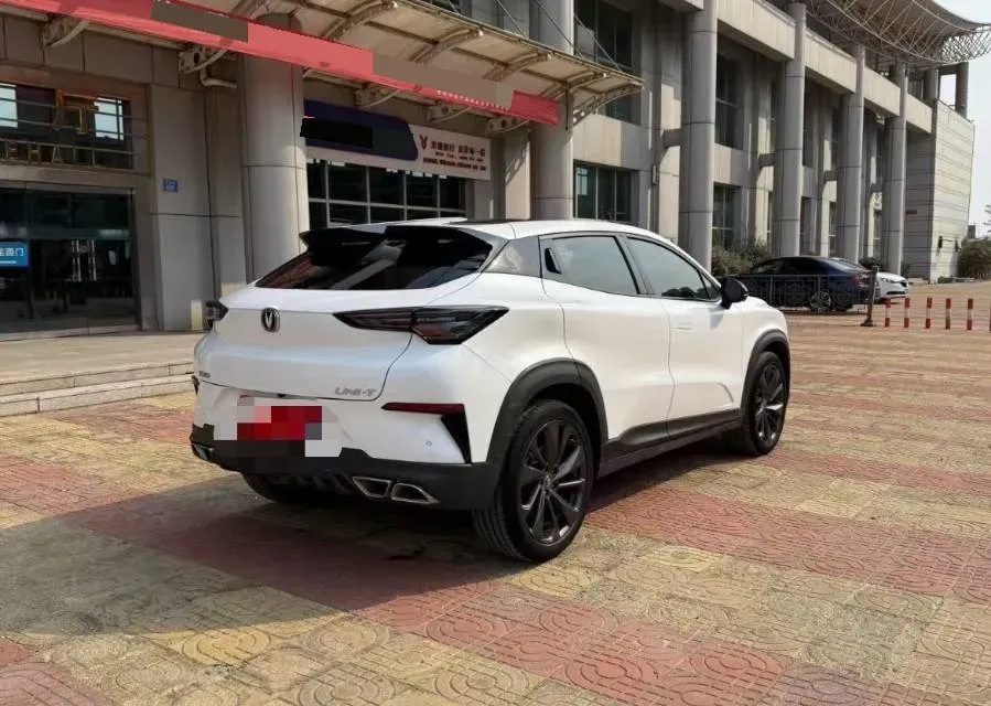 2020 ChangAn UNI-T 1.5T 180HP L4 7DCT,autocango,china used car exporter,china ev exporter,chinese used car exporter,chinese used ev exporter