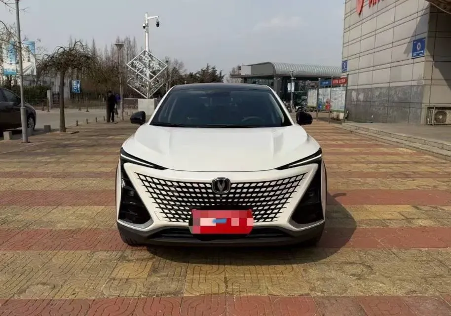 2020 ChangAn UNI-T 1.5T 180HP L4 7DCT,autocango,china used car exporter,china ev exporter,chinese used car exporter,chinese used ev exporter