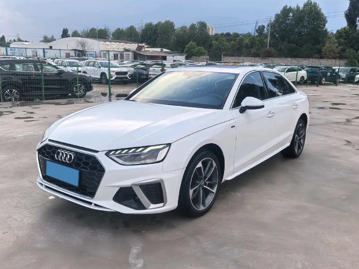 2020 Audi A4L 2.0T 190HP L4 7DCT,autocango,china used car exporter,china ev exporter,chinese used car exporter,chinese used ev exporter