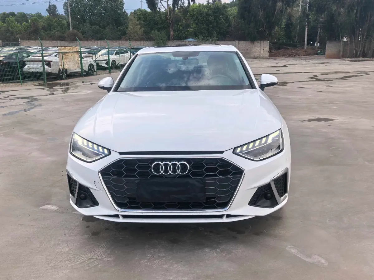 2020 Audi A4L 2.0T 190HP L4 7DCT,autocango,china used car exporter,china ev exporter,chinese used car exporter,chinese used ev exporter