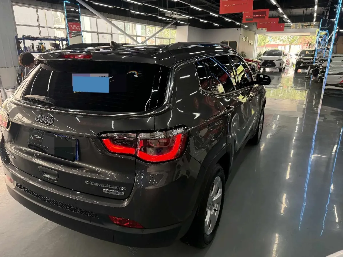2019 Jeep Compass 1.3T 173HP L4 7DCT,autocango,china used car exporter,china ev exporter,chinese used car exporter,chinese used ev exporter