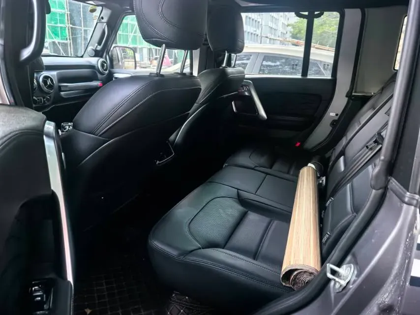 2021 Beijing BJ40 2.0T 224HP L4 8AT,autocango,china used car exporter,china ev exporter,chinese used car exporter,chinese used ev exporter