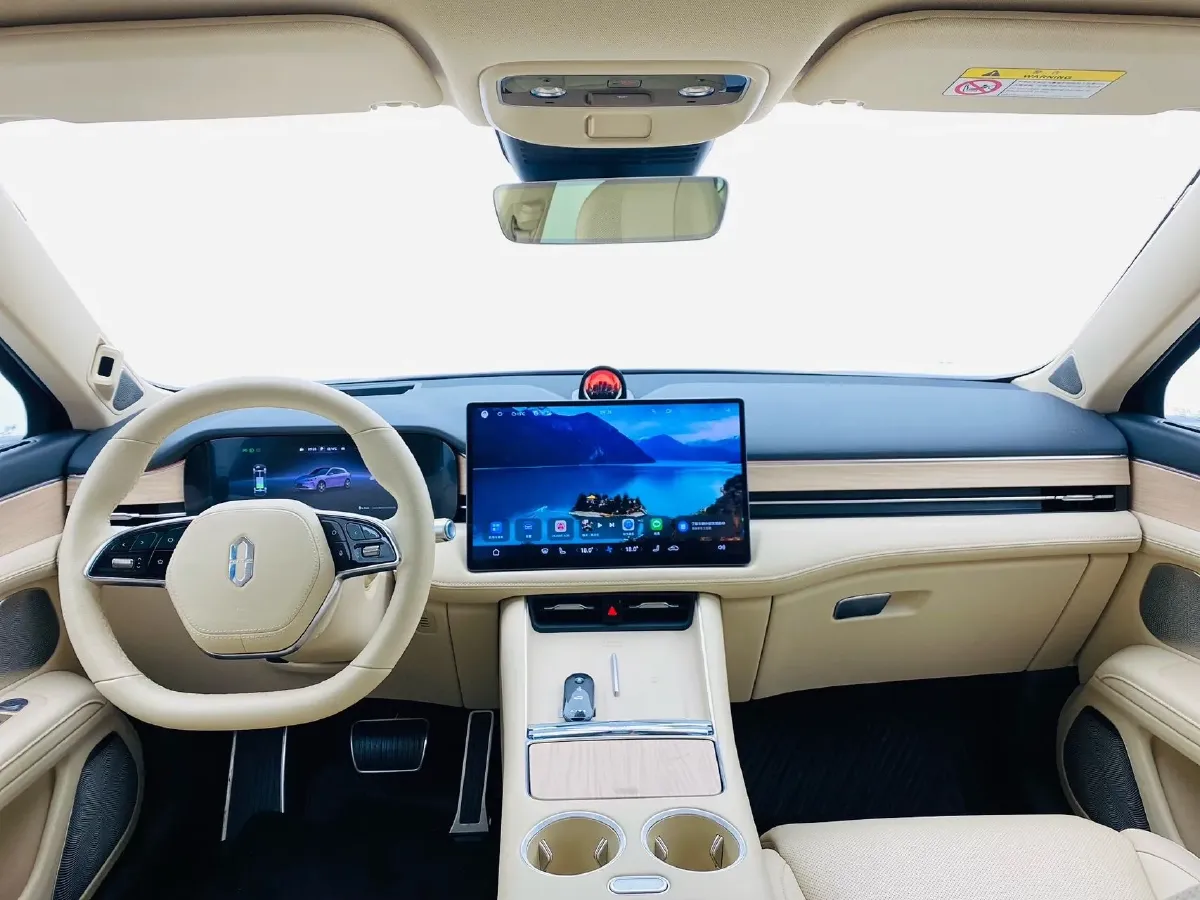 2025 AITO AITO M5 1.5T 152HP L4 REEV 42KWH,autocango,china used car exporter,china ev exporter,chinese used car exporter,chinese used ev exporter