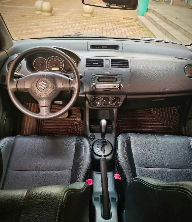 2016 Suzuki Swift 1.5L 103HP L4 4AT,autocango,china used car exporter,china ev exporter,chinese used car exporter,chinese used ev exporter