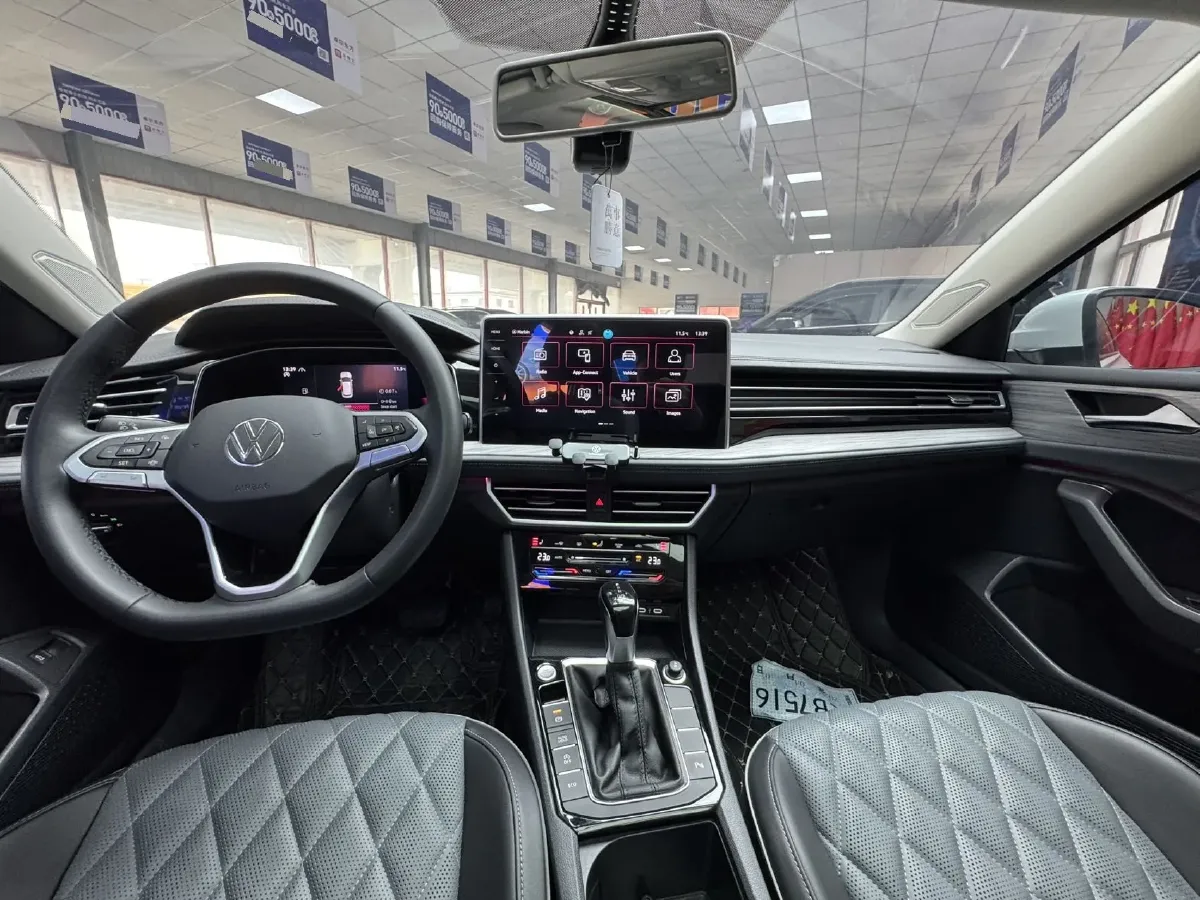 2023 Volkswagen Sagitar 1.4T 150HP L4 7DCT,autocango,china used car exporter,china ev exporter,chinese used car exporter,chinese used ev exporter