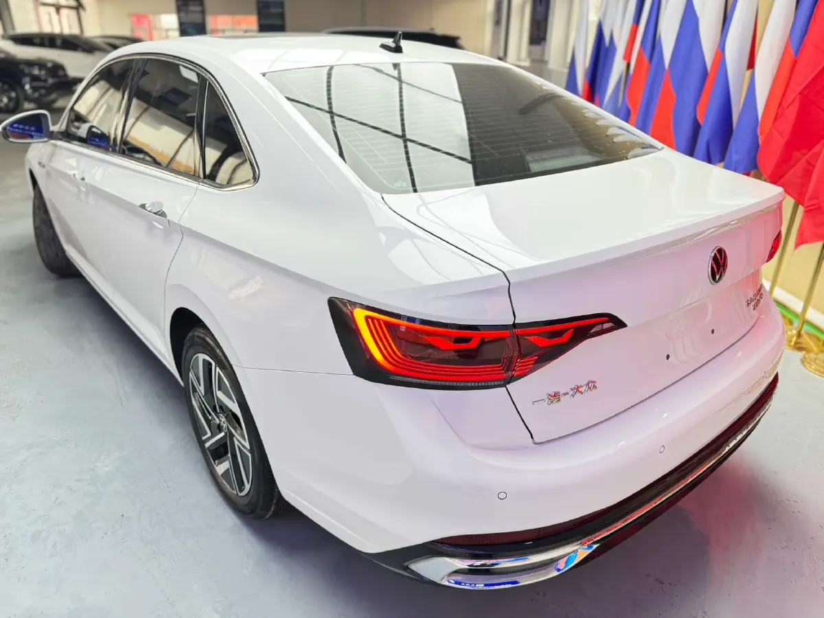 2023 Volkswagen Sagitar 1.4T 150HP L4 7DCT,autocango,china used car exporter,china ev exporter,chinese used car exporter,chinese used ev exporter