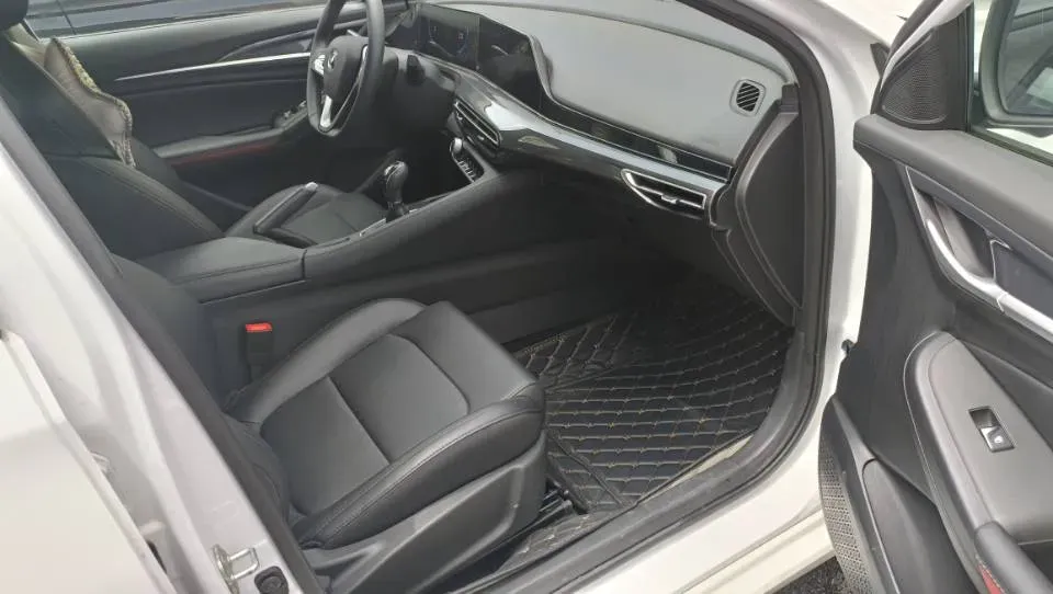 2020 ChangAn Eado 1.6L 128HP L4 5MT,autocango,china used car exporter,china ev exporter,chinese used car exporter,chinese used ev exporter